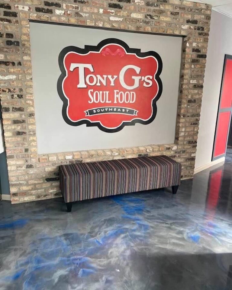 tony g soul food entrance 768x960